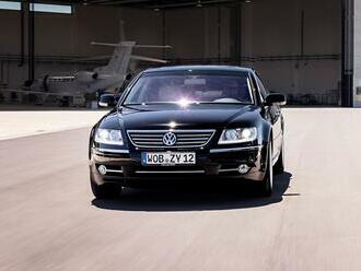 Piëchovo luxusní dítě, Volkswagen Phaeton, slaví dvacátiny. Díru do světa neudělal