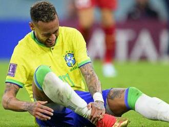 Neymar prehovoril prvýkrát od zranenia: Som syn všemohúceho Boha