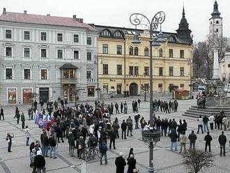 V Banskej Bystrici opäť vypukne povstanie. Tentoraz klubové