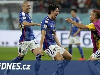 Japonsko – Španělsko 2:1, další překvapení, do osmifinále postupují oba