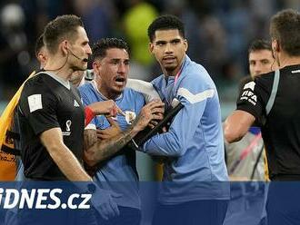 Ukřivdění Uruguayci: FIFA je vždy proti nám, měli jsme kopat aspoň jednu penaltu