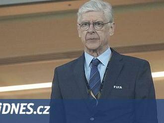 Příště se radši soustřeďte na fotbal, vzkázal Wenger německým fotbalistům