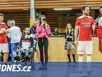 Při akci Futsal za život si zahrají Šmicer, Koller nebo Lafata. Po poháru touží i Slavia