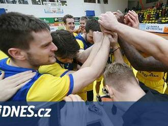 Ústí skolilo basketbalového Goliáše a tvrdí: Nejsme banda individualit