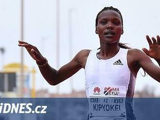 Keňané a doping: vítězky maratonů v Bostonu i v Praze si pár let nezazávodí