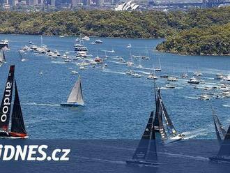 Maxijachta Andoo Comanche se vrátila na regatu Sydney-Hobart pro čtvrtou výhru