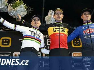 Velká trojka vládne. Utkají se van Aert, van der Poel a Pidcock i o duhu?