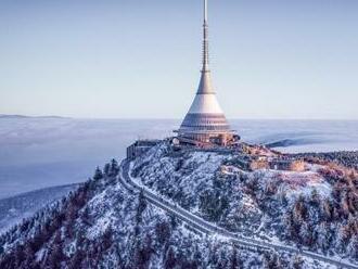 Liberec pri Ještěde a ski areáloch: Pytloun Design Hotel **** v izbe Superior s raňajkami a welcome drinkom