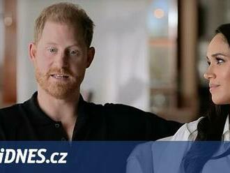 Harry a Meghan přitvrzují. Monarchii v pokračování seriálu obviňují ze lží