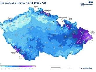 Nejvíce sněhu je v Beskydech ☃ 🏔 Stanice Lysá hora   dnes ráno hlásí výšku sněhové pokrývky 69 cm.