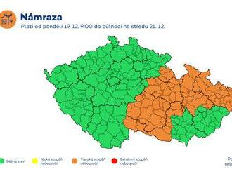 Výstraha ČHMÚ 🌡️Na východní a severní Moravě a ve Slezsku v neděli 18. 12. večer a v noci na pondělí 19. 12. při déletrvající zmenšené oblačnosti klesnou teploty pod -12 °C