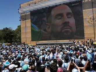 Argentina šílí z fotbalového titulu: Messi je všude, vlajky i rozbité výlohy