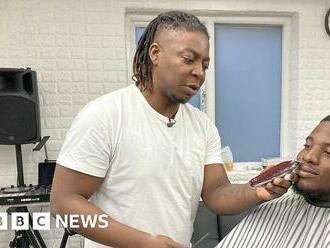 Barbers are being trained to spot mental health issues in the black community