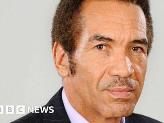 Ian Khama: Botswana issues arrest warrant for former president