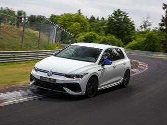 Čísla na stopkách hovoří jasně: Nový Golf R 20 Years je pekelně rychlý