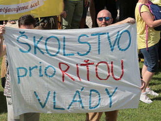 Rok v školstve. Platy učiteľov môžu v skutočnosti klesnúť, nie sa zvýšiť