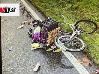 Zranený muž s bicyklom pri obci Matúškovo v nemocnici zomrel