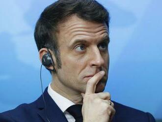 Macron telefonicky hovoril s Putinom a Zelenským o Ukrajine