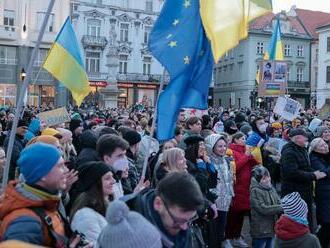 Zastavte Putina, zastavte vojnu, žiada svet