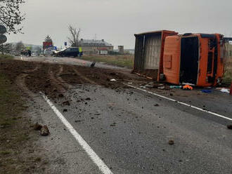 K dopravní nehodě dvou osobních a jednoho nákladního automobilu vyjely jednotky HZS Mladá Boleslav…