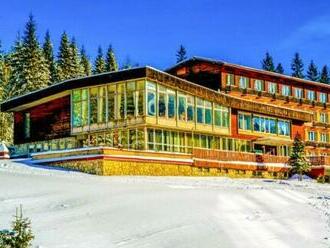 Belianske Tatry: Hotel Magura s privátnym wellness, polpenziou, detským svetom a športovým vyžitím.