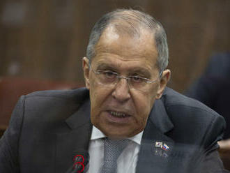 Lavrov: Mal by existovať zoznam zbraní, ktoré by nikdy nemali byť rozmiestnené na Ukrajine