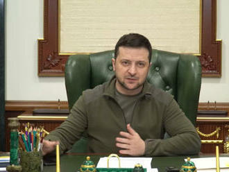 Zelenskyj: Neschovávam sa a zostanem tak dlho, ako bude treba na víťazstvo  