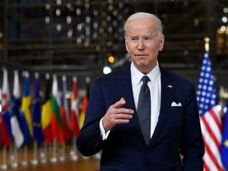 Biden sa Ťin-pchingovi nevyhráža, Čína by však pomocou Rusku ohrozila ekonomické vzťahy s USA a EÚ