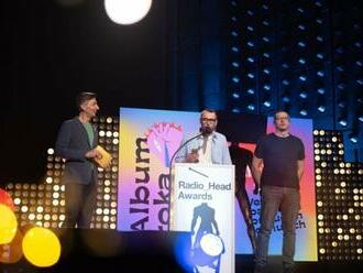 Radio_Head Awards už pozná svojich víťazov, cenu udelili aj Mekymu a album roka má kapela Chiki liki tu-a