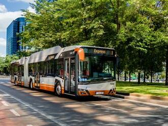 Každý 10. nový autobus v EU byl loni elektrický, Česko zaostává