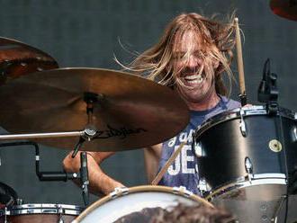 Zomrel bubeník Foo Fighters Taylor Hawkins. Mal 50 rokov