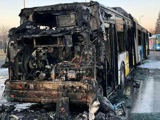 V Košiciach zhorel autobus, nikto sa nezranil