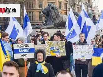 Odporcovia invázie zaviedli nový SYMBOL: Z ruskej vlajky odstránili znak krviprelievania!