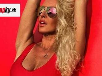 Krainová   ako SEXBOMBA z Baywatchu: Wau! Pamela Anderson zbledne závisťou