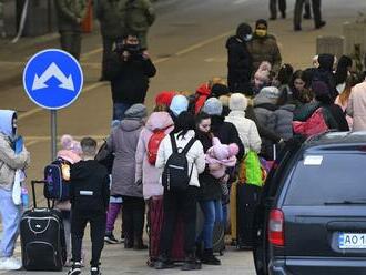 Východné hranice z pohľadu polície: Na Slovensko už prešlo viac ako 65 000 ľudí