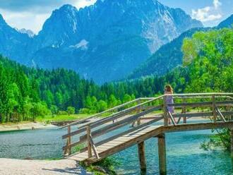 Slovinsko pri jazere Jasna a Národnom parku Triglav: Hotel Alpina *** s raňajkami a wellness + deti zdarma