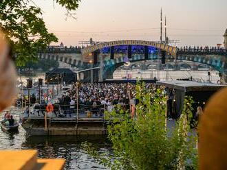 České předsednictví doprovodí koncert na plovoucí scéně, zahraje Česká filharmonie