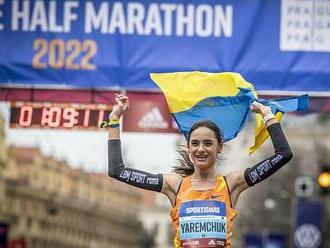 Běžela za Ukrajinu! Jaremčuková na pražském půlmaratonu překonala osobní rekord