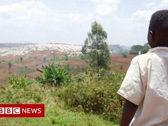 DR Congo conflict: Hiding on top of a hill to escape the rebels