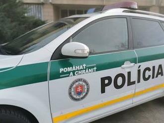 Policajt chcel mužovi zachrániť život, dočkal sa bitky: Po chvíli bolo jasné prečo!