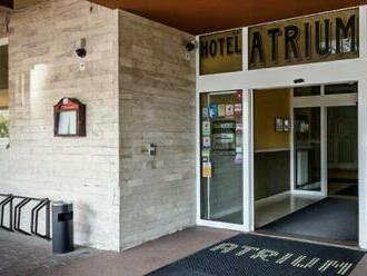 Hotel Atrium Malacky s elegantným interiérom, slovenské a talianske špeciality v hotelovej reštaurácii.