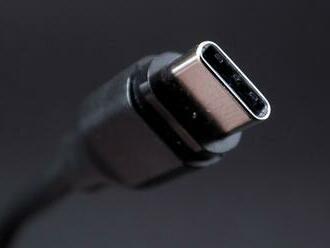 Apple poslechl Evropskou unii, iPhone by měl přejít z Lightning portu na USB-C