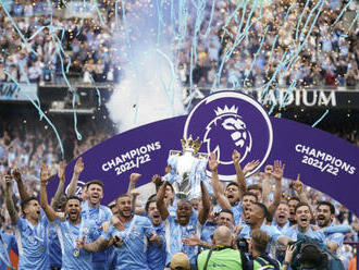 Manchester City obhájil titul v Premier League. Sme legendy a všetci si nás budú pamätať, vyhlásil Guardiola