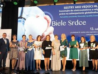 Biele srdce si odnieslo 28 sestier a pôrodných asistentiek