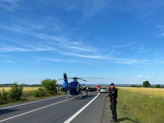 Na silnici 16 od Nové Vsi na Mělník došlo k nehodě tří osobních vozidel a obytného vozu. Na místě…