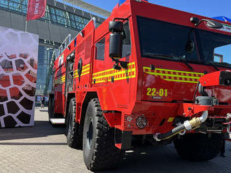 Firmu Tatra Trucks na veletrhu Interschutz reprezentovali obři ve svých třídách – osmikolové speciály Titan a Tigon