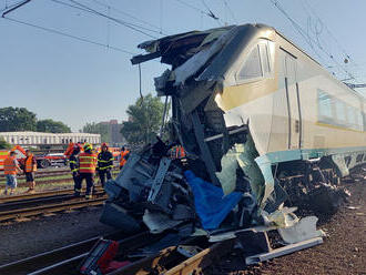 Ve stanici Bohumín se srazilo Pendolino s posunovým dílem, strojvedoucí na místě zemřel