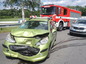 Jednotka z požární stanice Valašské Meziříčí vyjela k dopravní nehodě dvou osobních automobilů u…