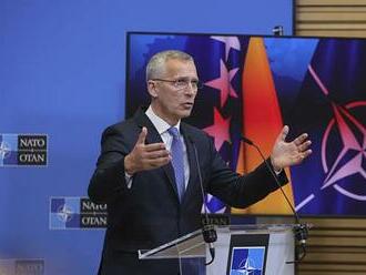 Generální tajemník NATO Stoltenberg: Válka na Ukrajině může trvat roky