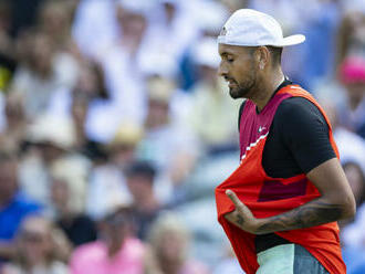 Nick Kyrgios sa opäť postaral o rozruch, po prehratom zápase obvinil divákov v Stuttgarte z rasizmu